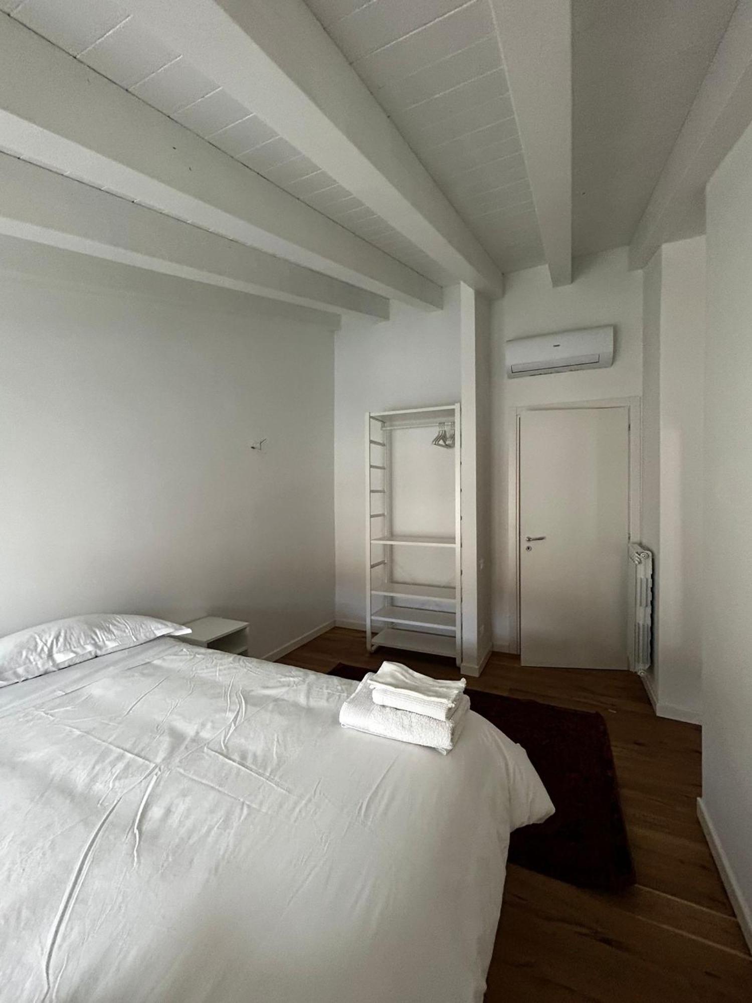 Waterfront Balcony I Grani 5 Resort Grand Suite Livorno Dış mekan fotoğraf
